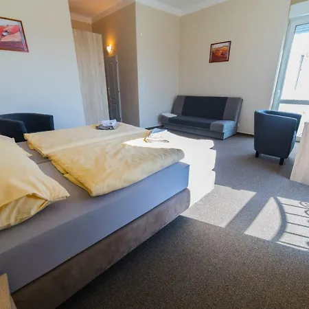Guest house Centrum 3*