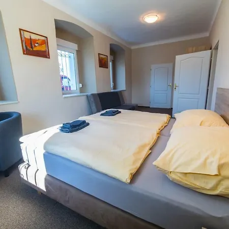 Centrum Guest house 3*